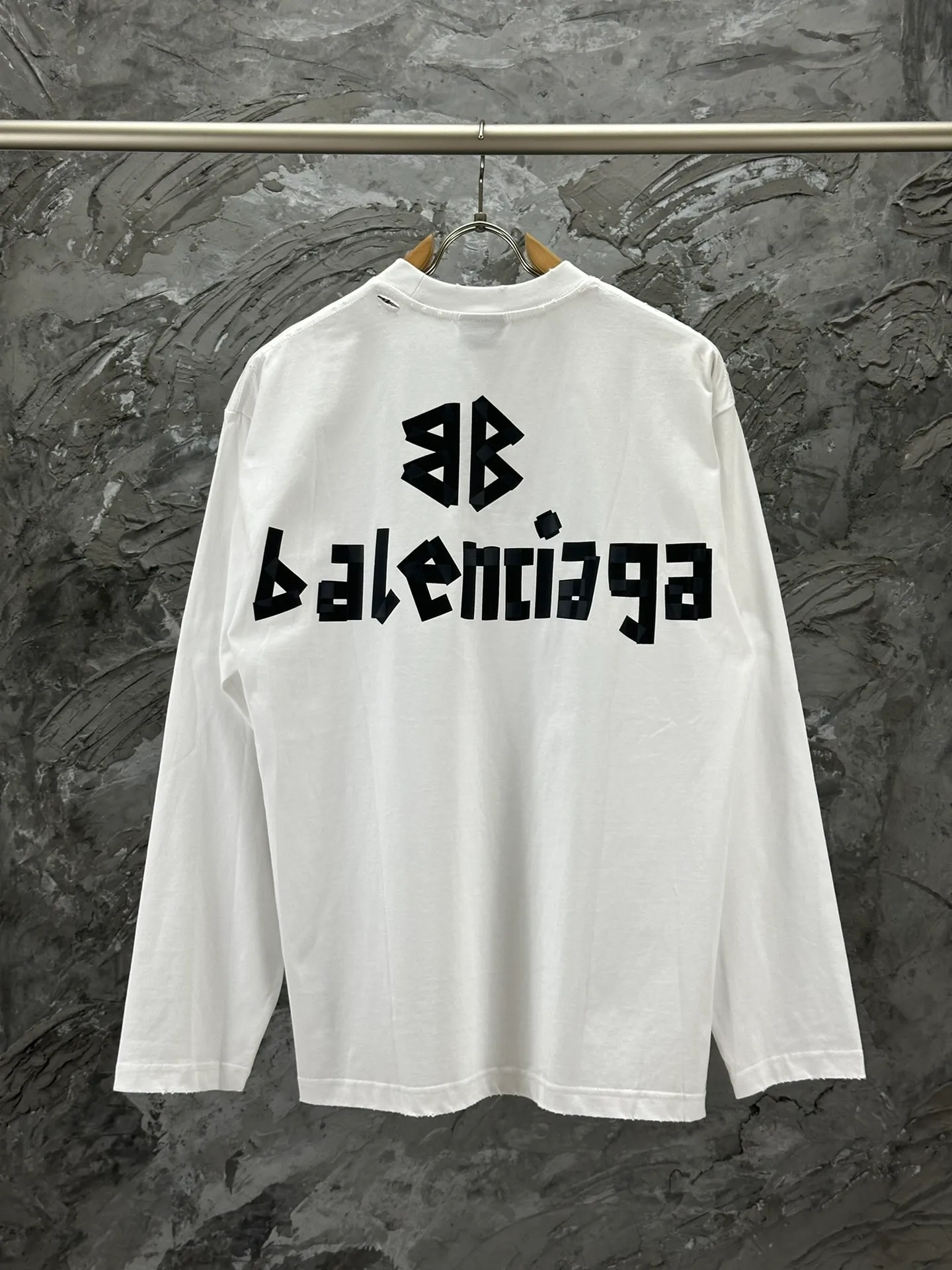 BALENCI*GA Series . 280g * 1 1 . . + . .os Same Style -Color：Cream White Green Blue -SIZE：XS S M L 8602#